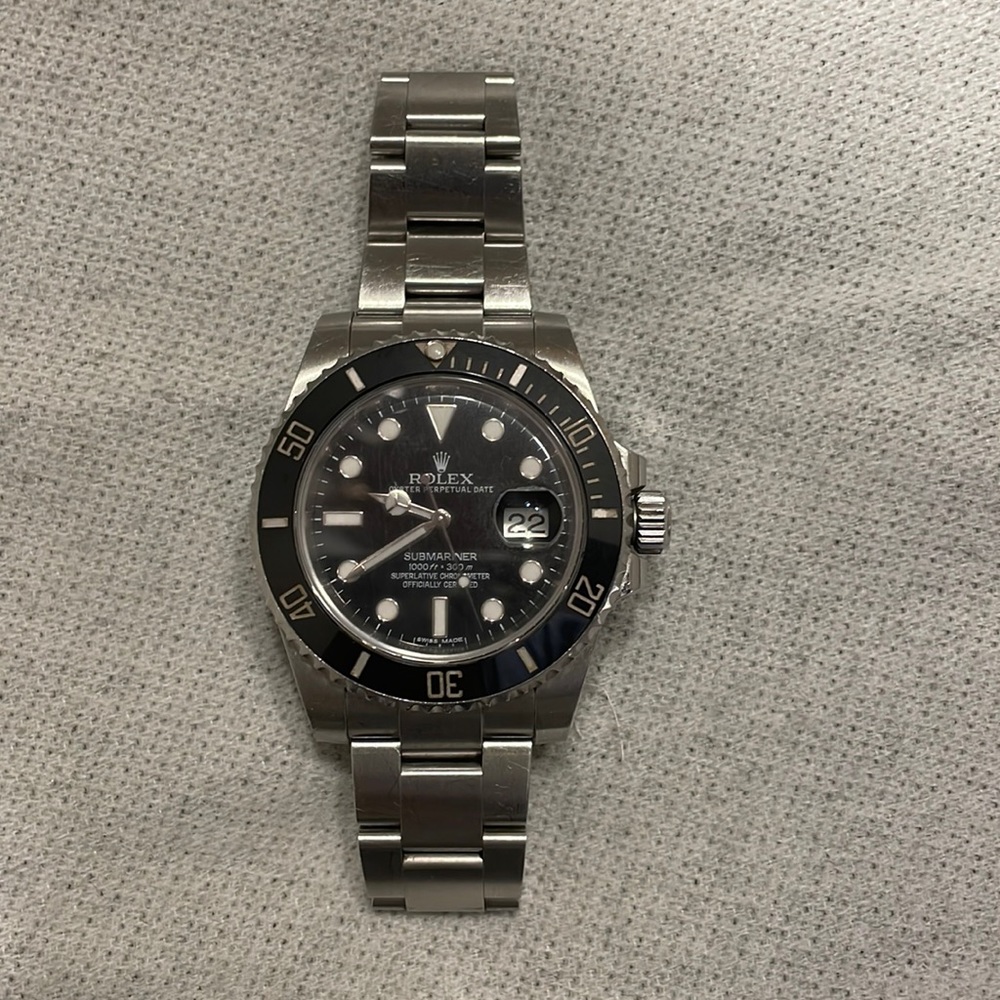 Rolex Submariner 116610 Oyster Perpetual Date Black Dial Mens Watch